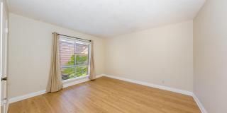 27448 Country Glen Road Gallery 17