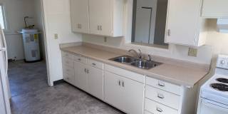 Large upstairs 2 bedroom apartment! Gallery 9