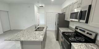 ONE OF A KIND! BRAND NEW 1 Bedroom-1 Bath- 1 Car Garage in Desirable Lehigh Acres! Gallery 7