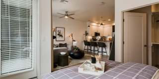 Markana Uptown Gallery 31