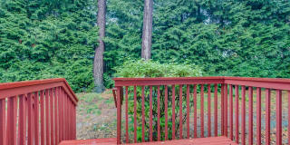 3 Bedroom, 2.5 Bath Condo in Madrona Heights - Water/Sewer/Garbage included! Gallery 23