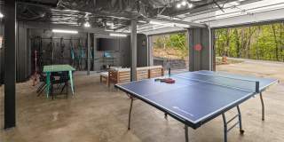 2 Southport Lane Gallery 44