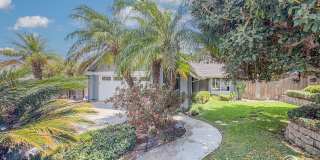 SD: Stunning 4BD/3BA Home in Vista with Panoramic Views, Private Balcony & Large Yard Gallery 4