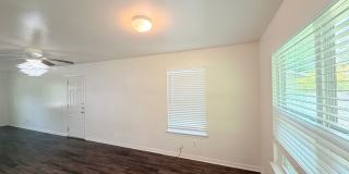 Just updated 3/2 home on a quiet street in desirable north Austin! Gallery 10