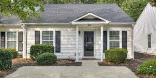 2 Bedroom 2 Bathroom Townhouse Gallery 1