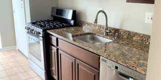 5606 BLOOMFIELD Drive unit: 101 Gallery 6