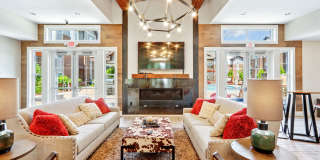 The Lodges on English Station Gallery 17