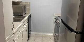 2 bed, 2 bath South Columbia Gallery 7