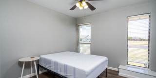 949 Kenwood Drive Gallery 21