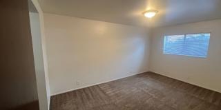 Spacious 2 bed/2 bath in Millcreek-**Move in Special-1/2 off first month** Gallery 23