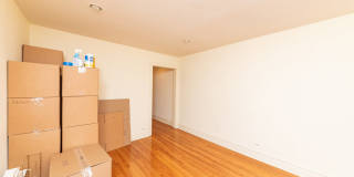 3411 North Elaine Place Gallery 15
