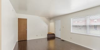 Falcon Way Townhomes Gallery 18