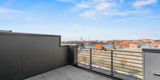 Reservoir District Townhome | 3 Bed + Den | 3.5 Bath | 1,800 Sf | Large Private Rooftop Deck & Balcony | 1 Car Garage Gallery 35