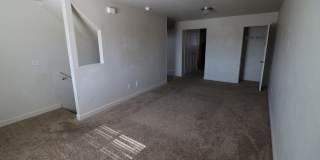 Beautiful 3 bed 2.5 bath townhome in Vineyard Gallery 5