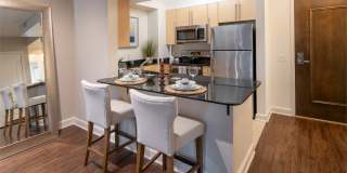 Spinnaker Bay at Harbor East Gallery 28