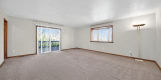 Spacious 6BR House in Lakewood Gallery 14