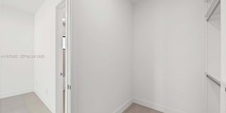 5718 Ashwood Cir W Gallery 75