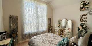 Gorgeous 4 Bedroom with Low Electric Bills Gorgeous 4 Bedroom with Low Electric Bills Gallery 22