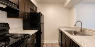 Camelot East Apartments Gallery 10