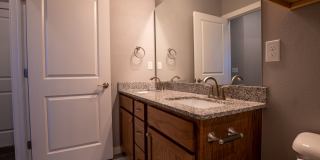 Charming 3-bedroom, 2-bathroom home located in the beautiful Pea Ridge, AR Gallery 24