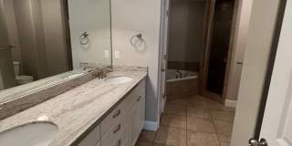 End-Unit Sleepy Ridge Townhome Gallery 10