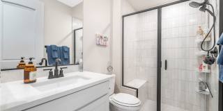 57 LAKE BLUFF Court Gallery 20