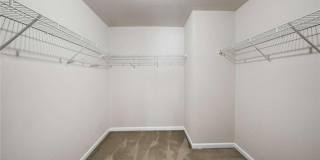 1798 Oakbrook Lane NW Gallery 33