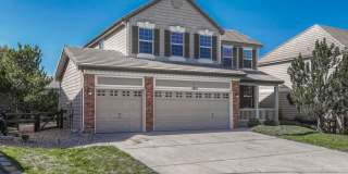 Beautifully updated 4br/3ba home Gallery 1