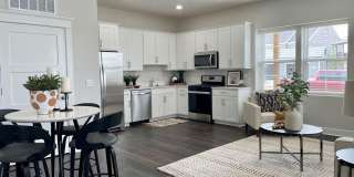 The Bungalows on the Lake - The View Gallery 116