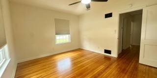 Mid Century Modern Gem! Mid Century Modern Gem! Gallery 27