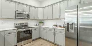 531 Strong Avenue Gallery 1