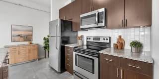 R & T Lofts Gallery 8