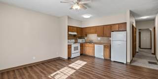 Adorable Home Walking Distance to KU Med & 39th Street Gallery 1