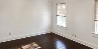 Charming 3-Bed 2-Bath Home Near Downtown Lafayette Gallery 6