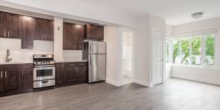 Sixteen Hundred Gallery 18