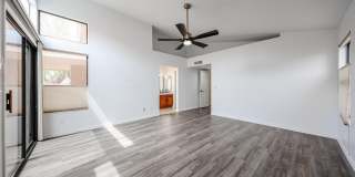 9429 E Camino Del Santo Gallery 16