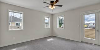 Perfectly Placed Condo In the Heart of Puyallup Gallery 14