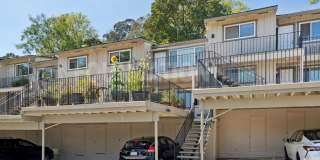 2 Bed/ 1 Ba Condo with Community Pool and Laundry +2 Parking Spaces 2 Bed/ 1 Ba Condo with Community Pool and Laundry +2 Parking Spaces Gallery 1