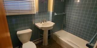 Charming 2 Bedroom, 1 bath- Lyncourt Gallery 10