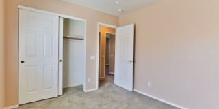 4 Bedroom/Den Gallery 21