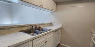 2/2 townhouse Gallery 13