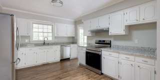 Room in 5 Bedroom House at 4600 Joyner Pl Gallery 32