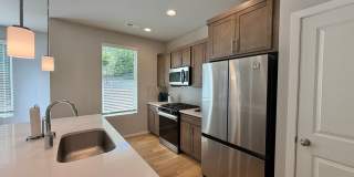 Quality 2025 Built Home in CK School District! Gallery 3