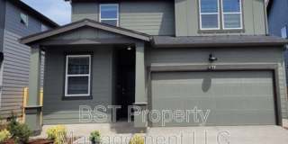 477 Himalaya Street Northeast Gallery 1