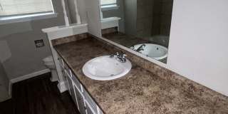 9406 E 37th Ct Gallery 1