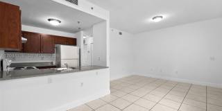 2421 W 78th St Gallery 1