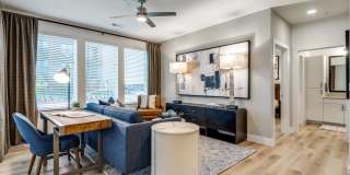 Vero McKinney Gallery 24