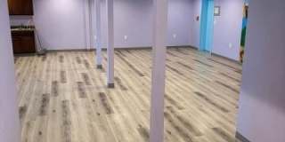 515 W Bridge Street Gallery 10