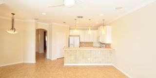 Beautiful 3 Bed 2.5 Bath 2 car garage Gated Townhouse for Rent in Sanford, FL! Greystone Subdivision! Gallery 6