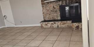 Very Spacious 4 bedroom in Needles, CA Gallery 1